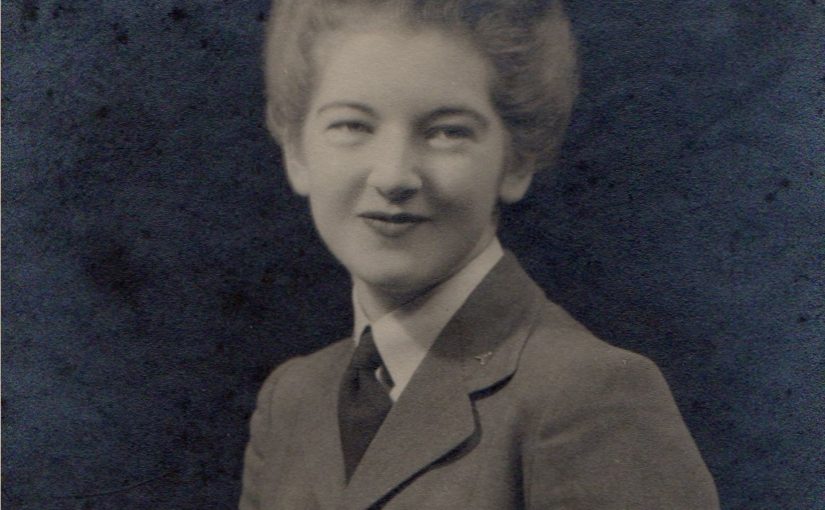 Elisabeth Joyce Stewart (nee Brewster)
